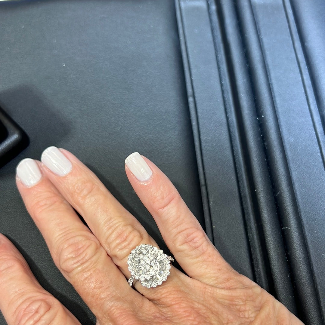 1.50 CTW Diamond Cocktail Ring in Luxurious 18Kt White Gold
